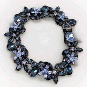 Givenchy Blue Crystal Floral Link Bracelet 7” Signed